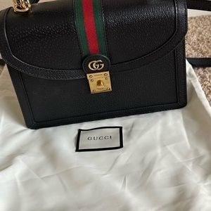 Gucci purse